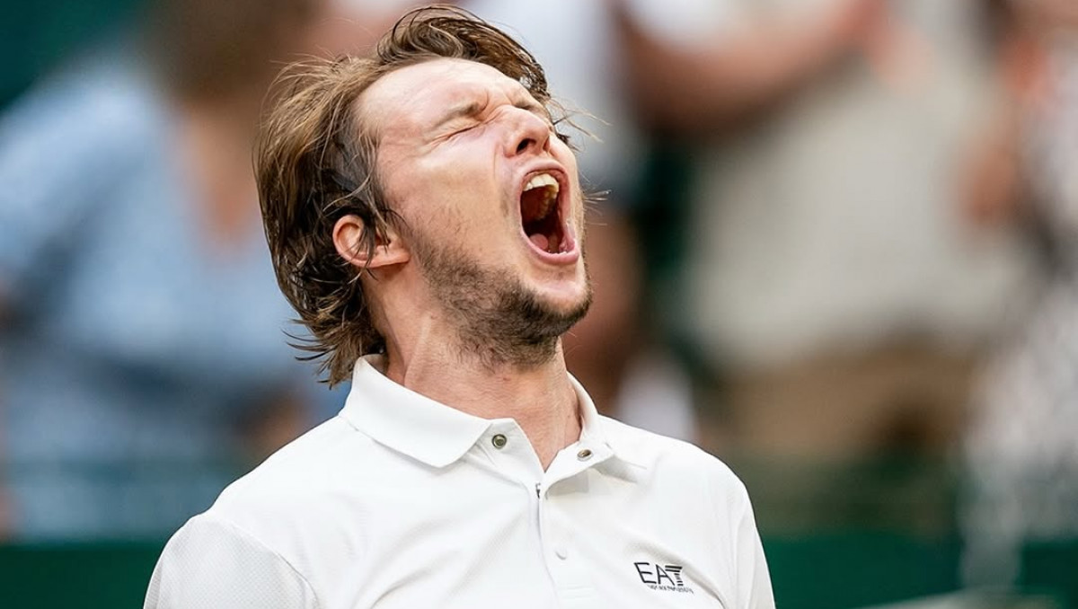 Как Бублик стал суперзвездой: влюбил в себя весь Казахстан, сломал стереотипы и превзошел Сметова!