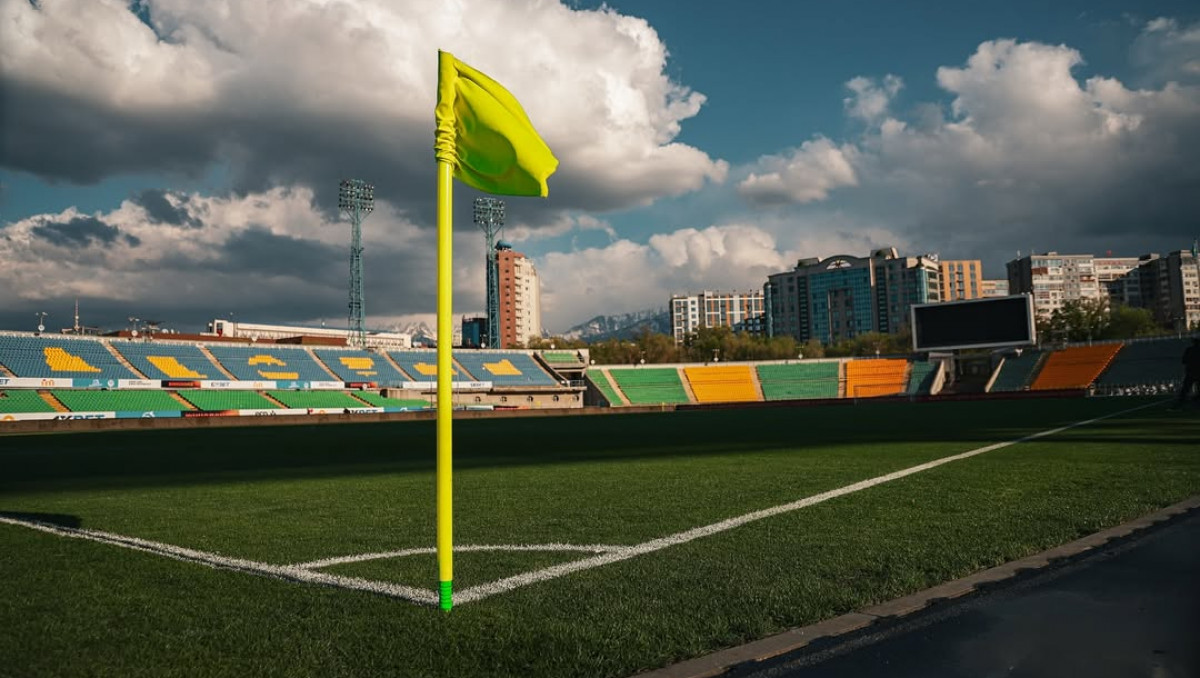 Джей Ло против КПЛ. Почему шоу-бизнес в Казахстане важнее футбола