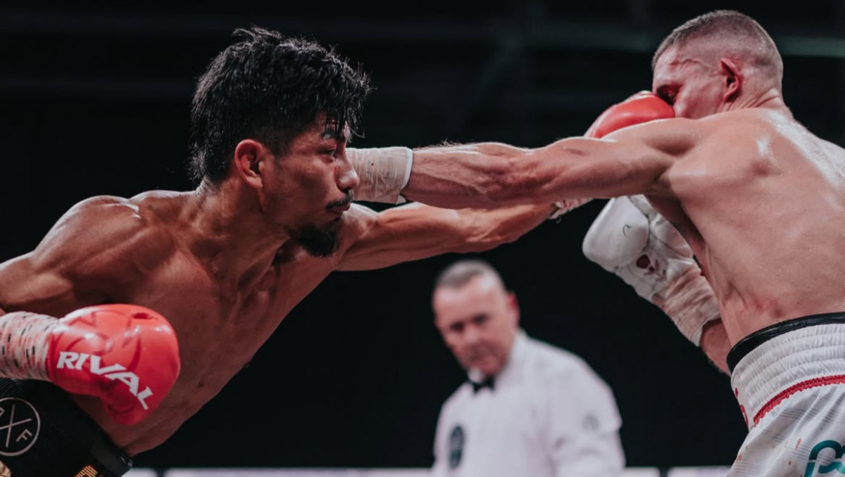 Чемпиону IBO предложили бой с "Казахским королем нокаутов"