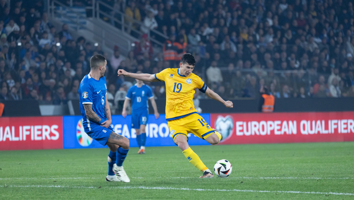 Минус Оразов и Зайнутдинов? Кого уберут из списка сборной Казахстана