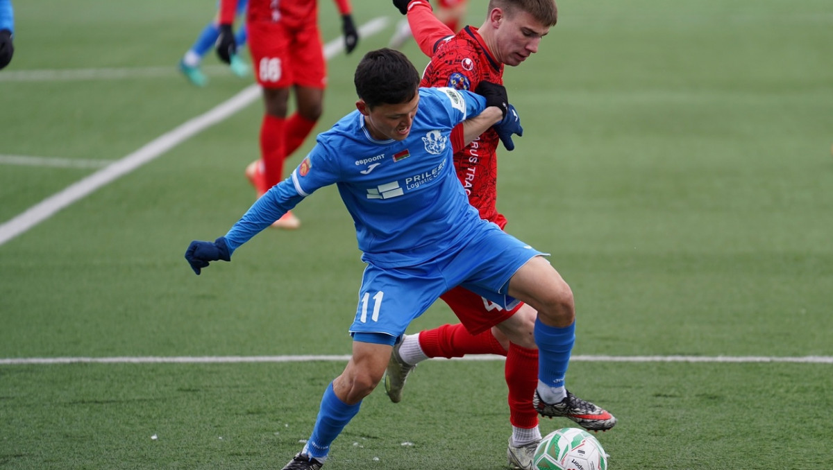 Игрок сборной Казахстана получил травму в зарубежном клубе