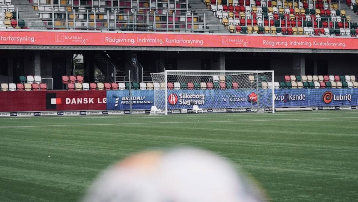 Клуб Оразова проиграл прямым конкурентам и рискует остаться без еврокубков