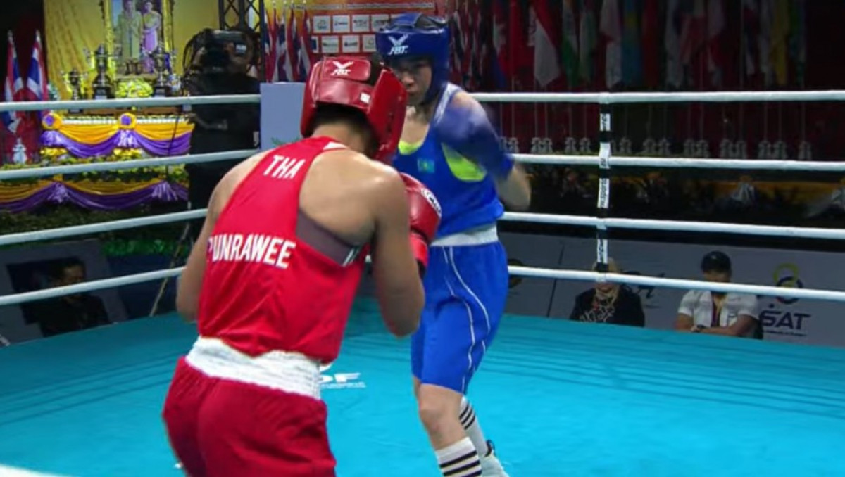 Казахстан понес потерю в бою с титулованной боксершей