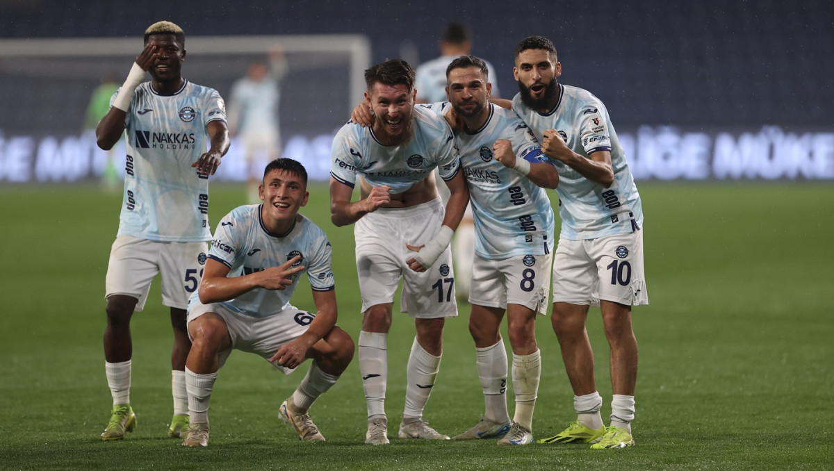 Аймбетов решил судьбу матча в Турции на 94-й минуте