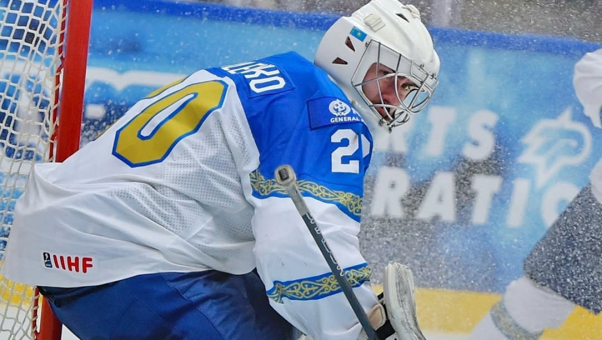 Вратарь из Казахстана удивил IIHF и попал в топ-список
