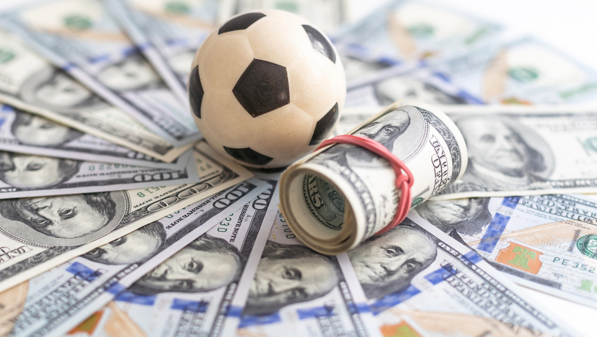 Миллиарды исчезли из футбола Казахстана: сколько удалось вернуть