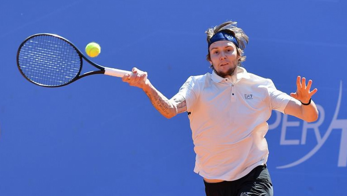 Бублик на камбэке сотворил сенсацию и вышел в третий круг Ролан Гаррос