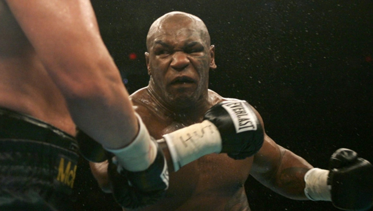 Легенда UFC высказался о бое Тайсон - Емельяненко в Казахстане