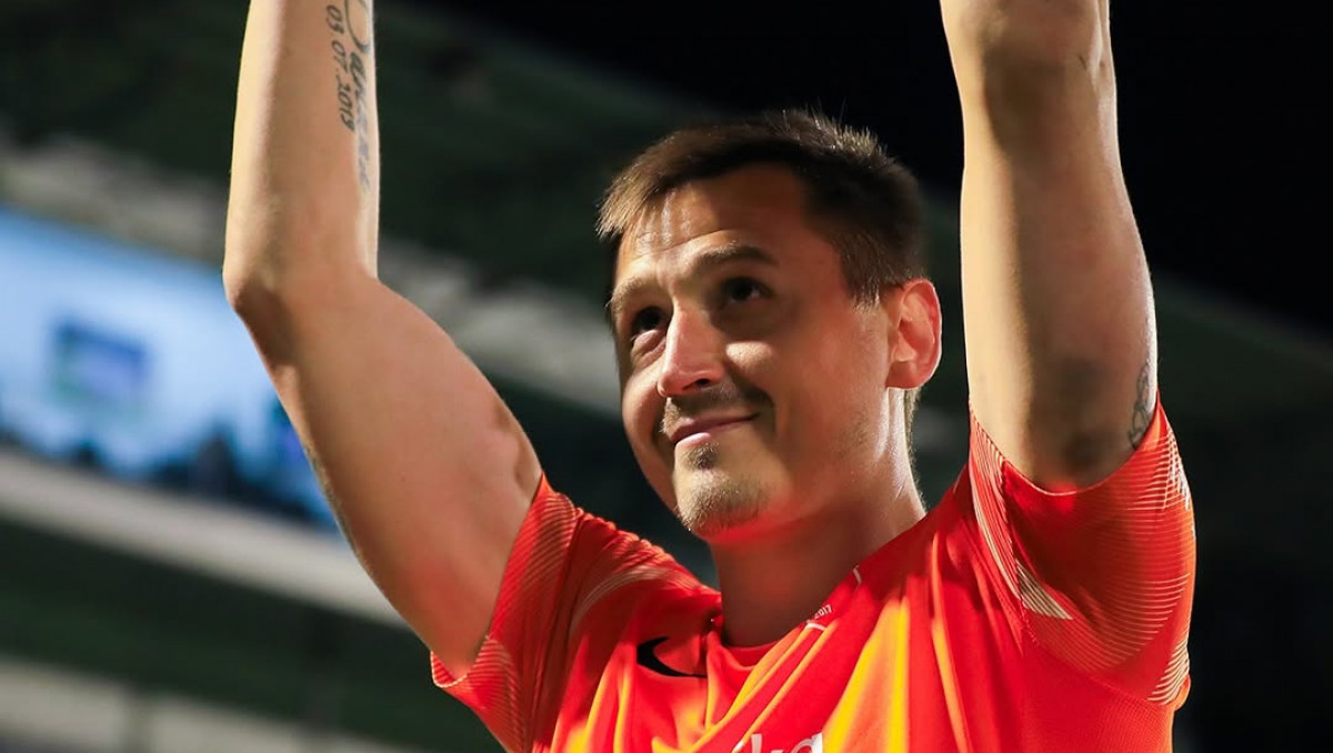 Футболист сборной Казахстана сыграет в финале с участником Лиги Европы