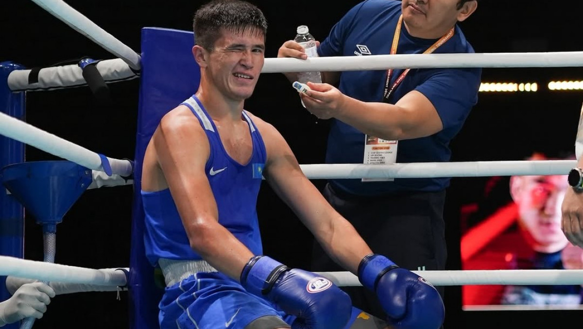 Казахстанский боксер устроил разгром узбекистанцу и взял золото