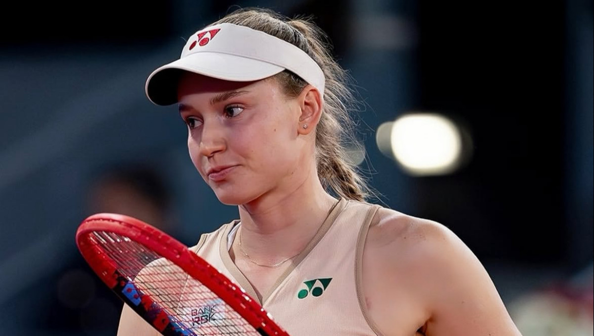 Рыбакина отреагировала на сравнение с первой ракеткой мира