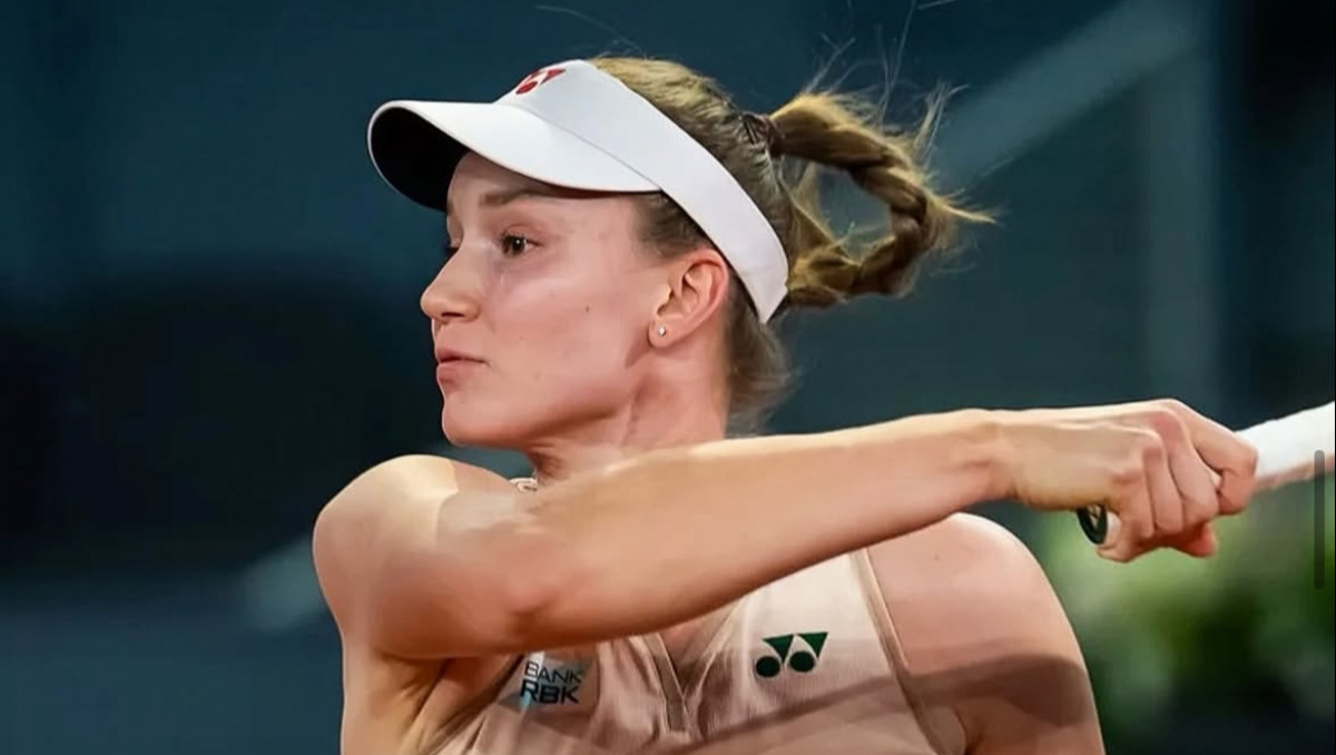 Рыбакина объяснила поражение с камбэком на Ролан Гаррос-2025