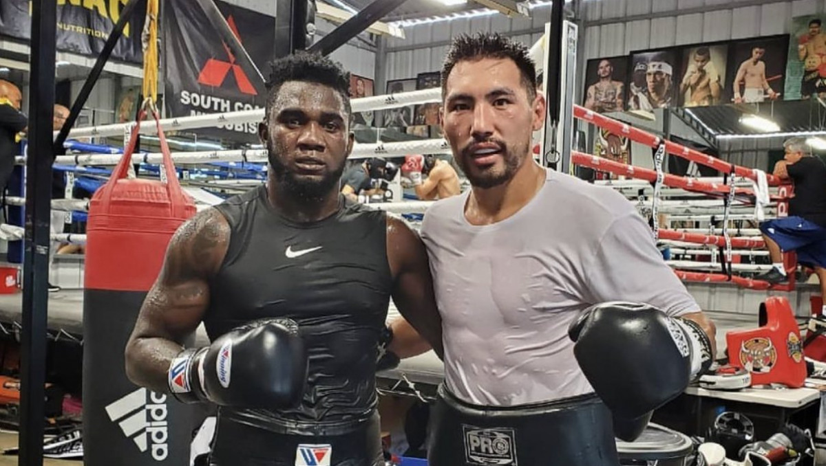 Чемпион мира потряс Алимханулы в спарринге: будет бой за три титула?