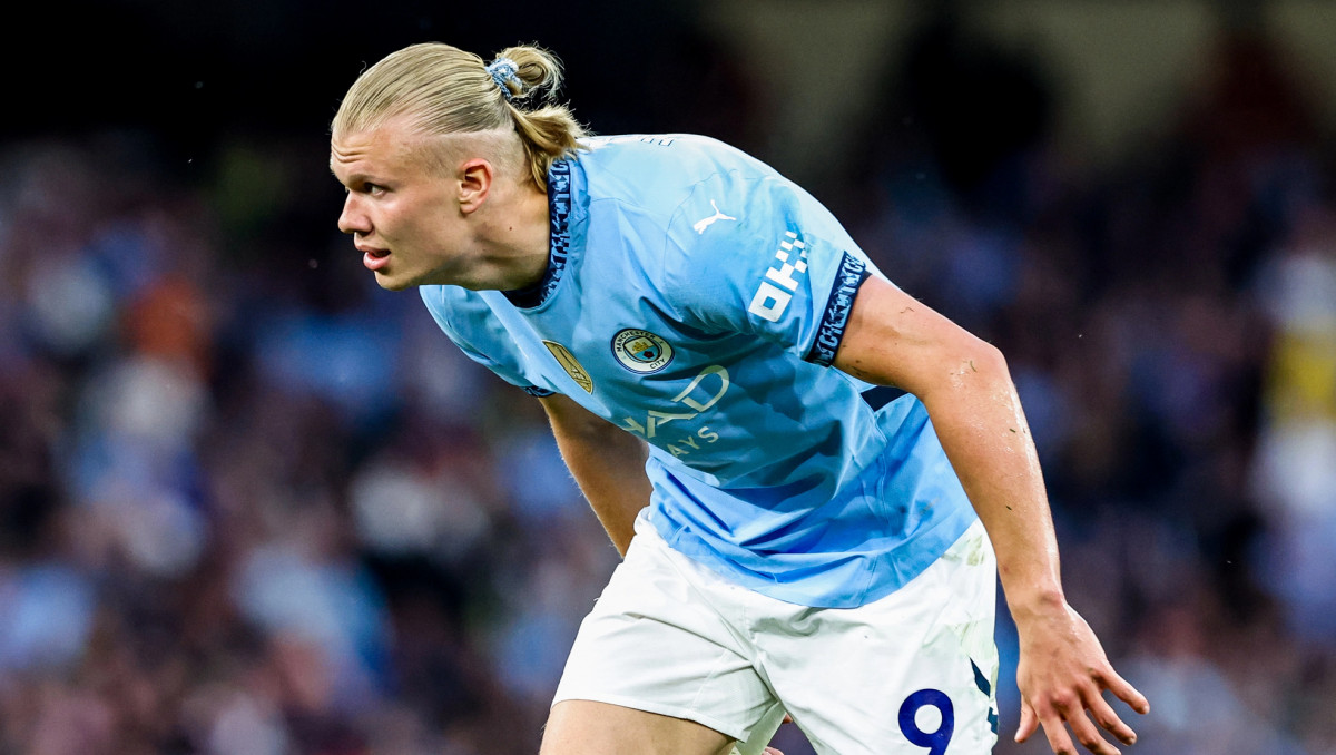 "Барса" отказалась от Холанда и выбрала замену вдвое дешевле