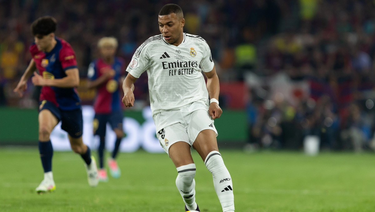 Мбаппе рассказал, кому отдал бы "Золотой мяч"