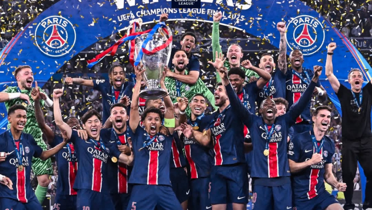 Звездный форвард решил выступать за другой клуб вместо ПСЖ