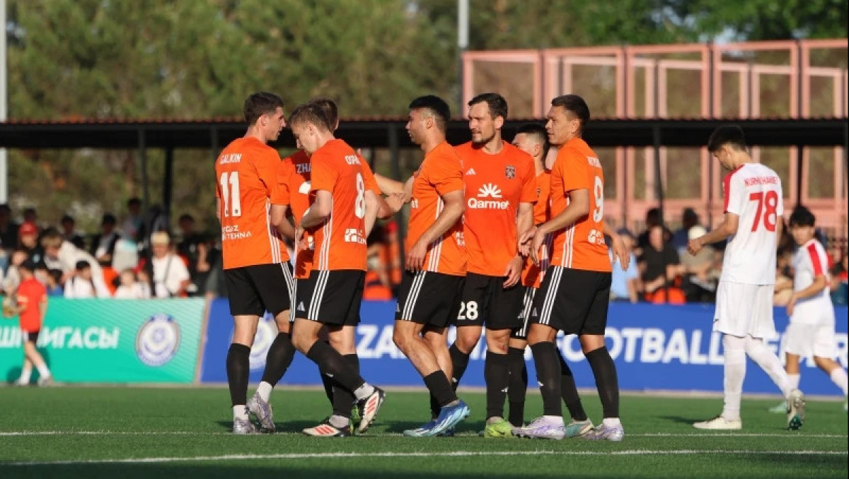 Казахстанский клуб сделал заявление об уходе тренера