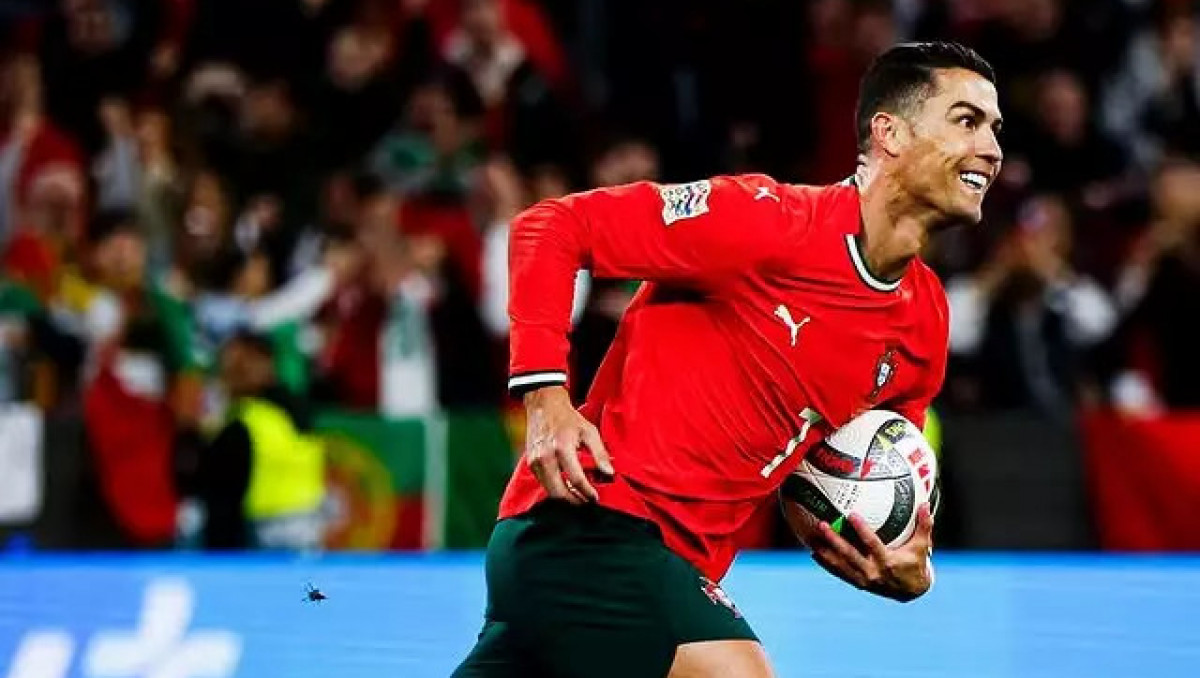 "Приезжай - будешь счастлив!" Как Роналду пытались переманить в неожиданный клуб