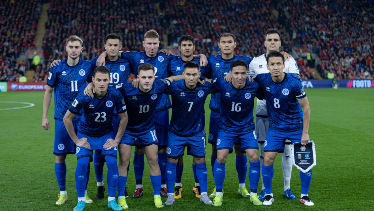 Нападающий сборной Казахстана нарасхват: подробности