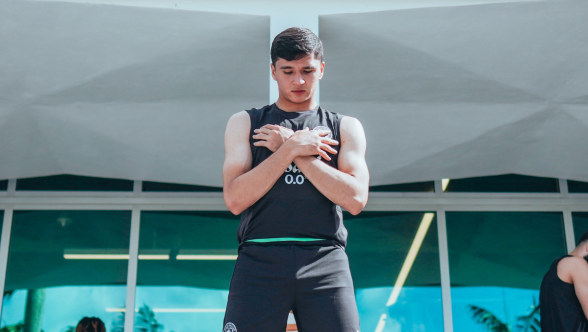 Хусанов необычным образом покорил "Манчестер Сити". Видео