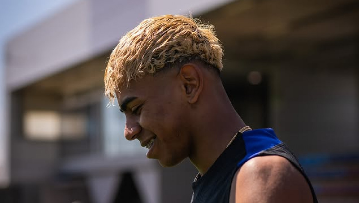 Ямаль расколол раздевалку "Барсы" своей просьбой о трансфере