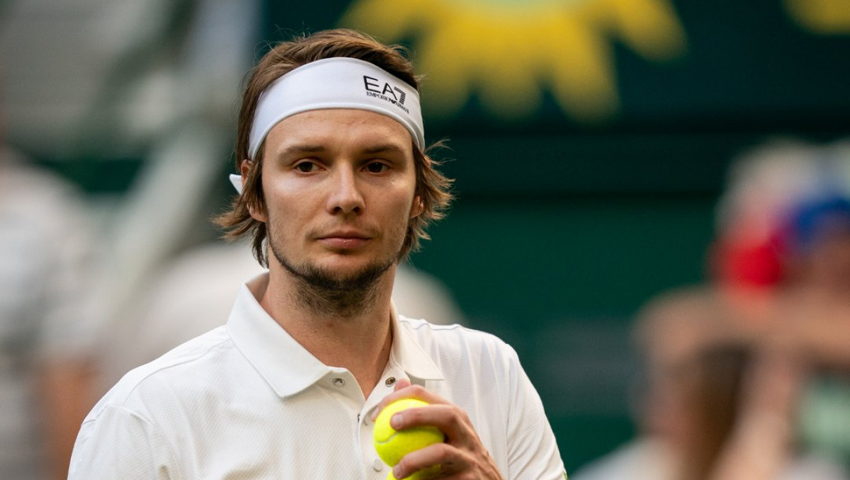 Бублик преподнес еще одну сенсацию и вышел в полуфинал