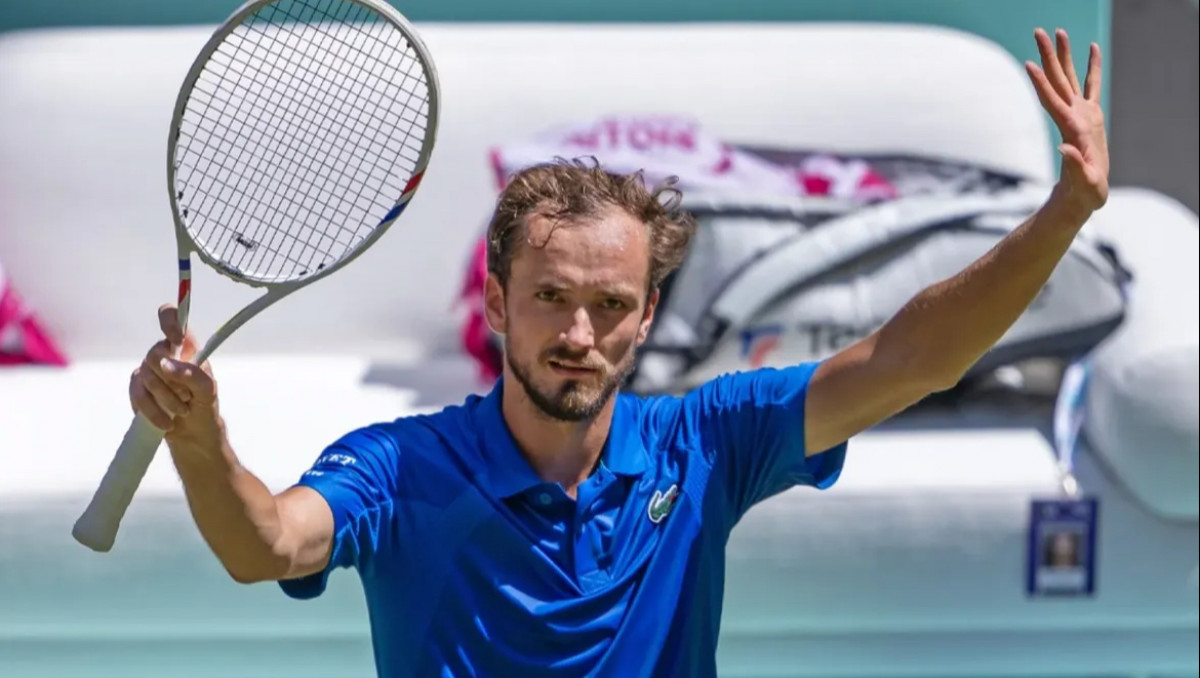 Сенсационным исходом обернулся матч за финал турнира в Галле с участием Бублика