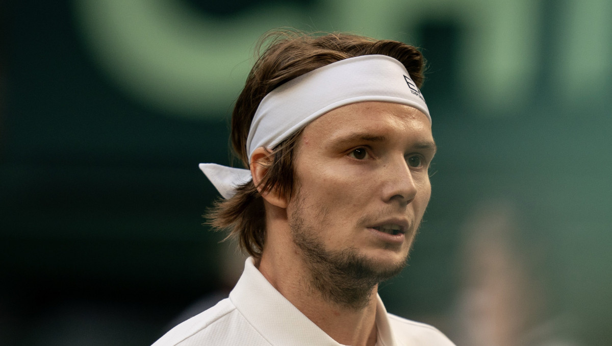 Бублика расстроили перед финалом с Медведевым