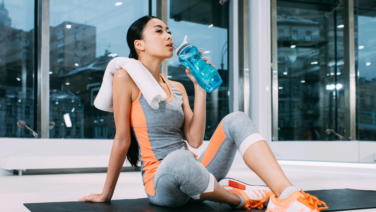 Почему перед тренировкой не стоит пить слишком много воды