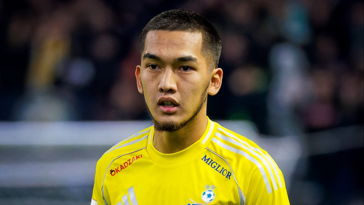 Неожиданный клуб представил игрока сборной Казахстана