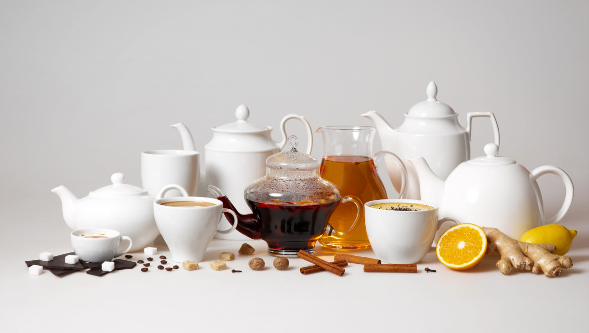 Что лучше пить утром - кофе или чай? Диетолог дала ответ
