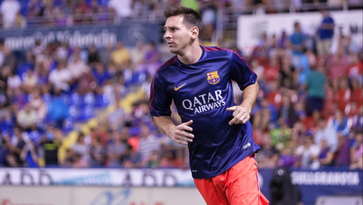 Месси получил деньги от "Барселоны". Подробности