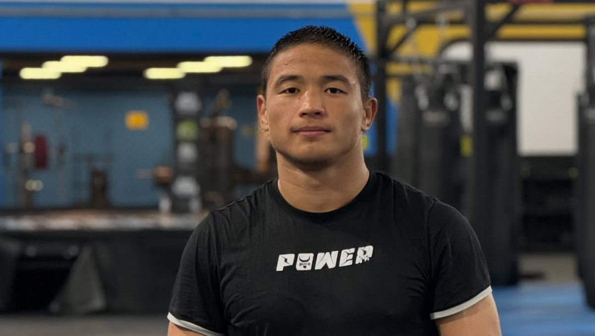 В бою с первым поражением определился чемпион казахстанской лиги MMA