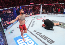 ©x.com/ufcx.com/ufc