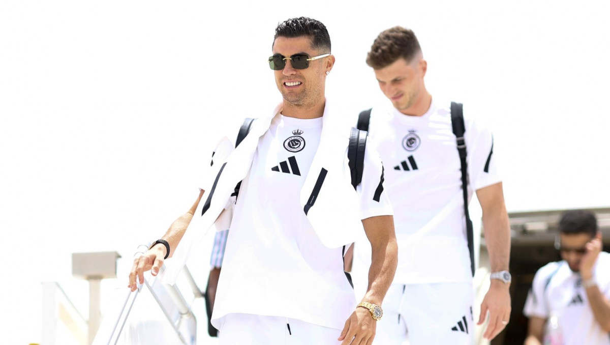 Роналду обратился к первому клубу. Известна причина