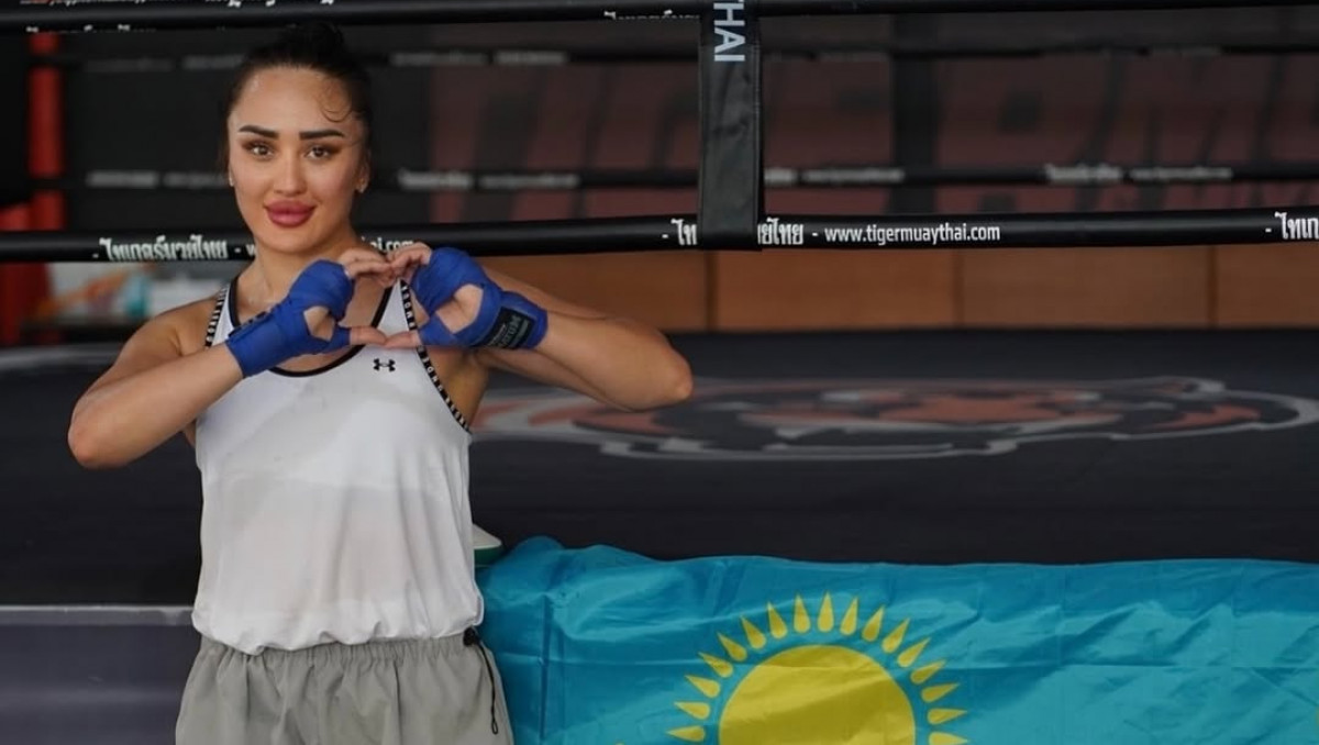 Казахстанка сделала заявление перед самым громким боем на профессиональном ринге