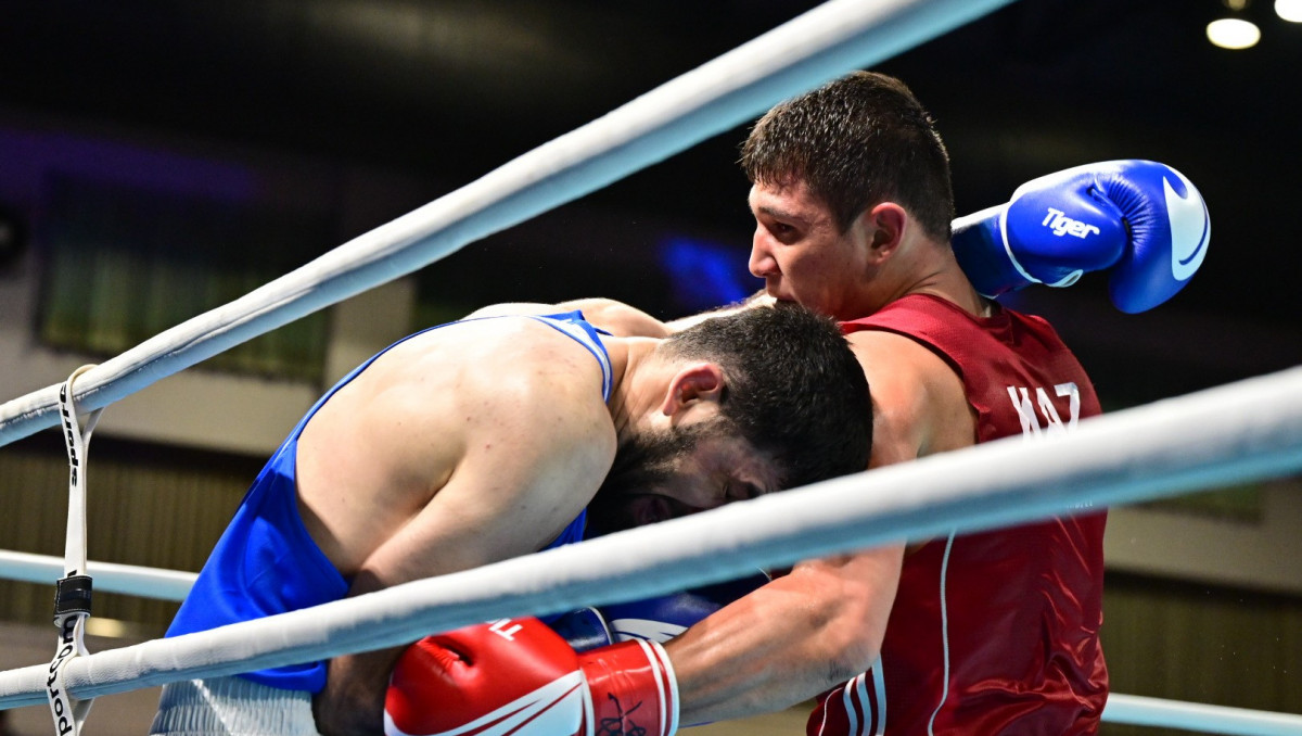 Казахстан на камбэке оформил разгром и завоевал медаль Кубка мира