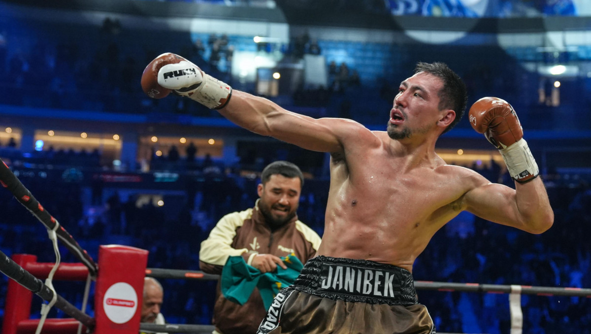 Алимханулы сообщил о контракте на бой и назвал чемпиона мира трусом