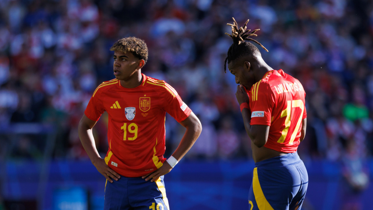 "Барселона"? Друг Ямаля официально подписал контракт до 2035 года