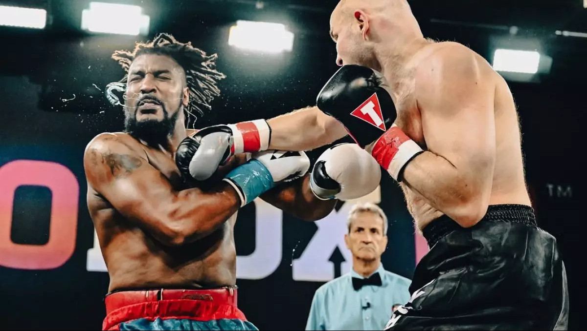 Казахстанский боксер, отправивший Энтони Джошуа в нокдаун, узнал цену победы в следующем бою