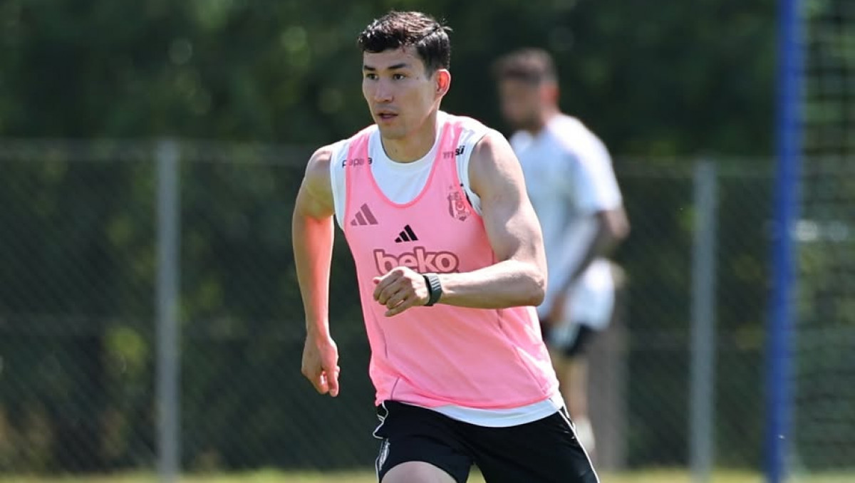 Зайнутдинов вернется в РПЛ? Казахстанец покинул расположение "Бешикташа"