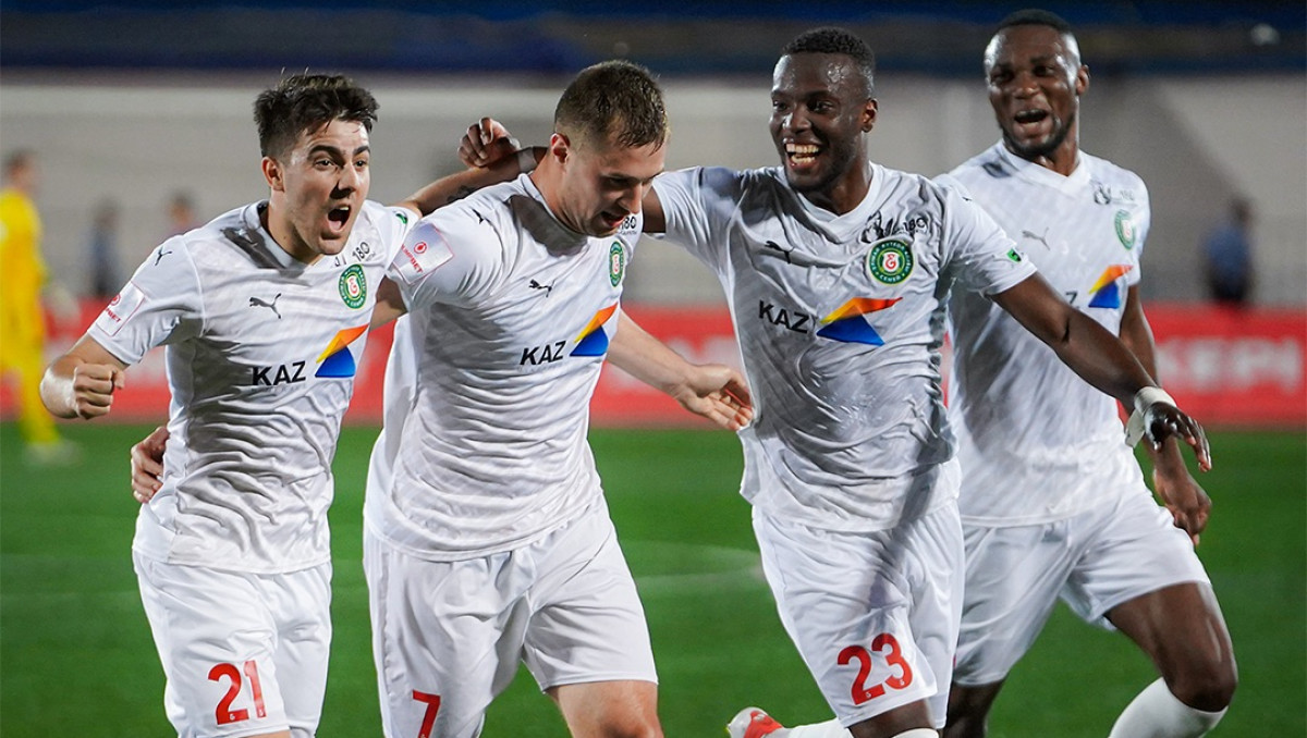 16-й тур КПЛ: прямая трансляция двух матчей субботы