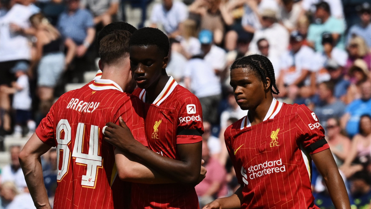 Четырьмя голами обернулся первый матч "Ливерпуля" после гибели Жоты