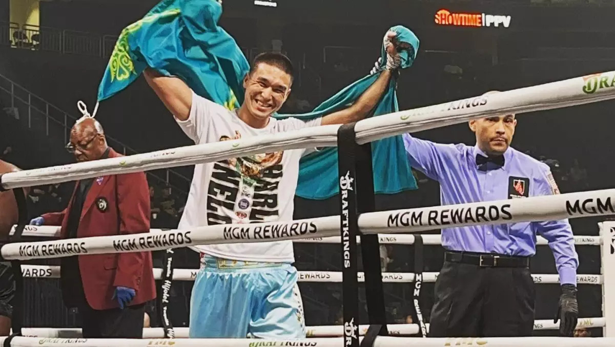 WBC принял решение по казаху из зала Канело после нокаута в первом раунде