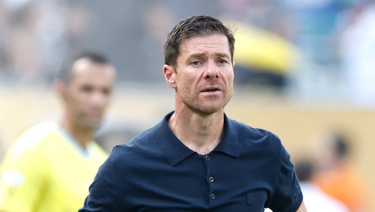 Хаби Алонсо отказался от звездного игрока: им интересовалась "Барса"