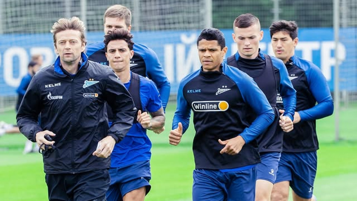 Бивол вышел на поле с "Зенитом" Алипа: неожиданный эпизод