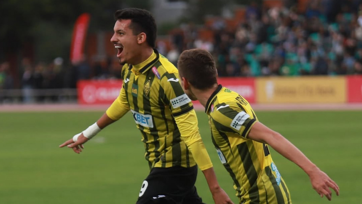 В КФФ разобрали пенальти и удаление в матче "Кайрата" и ответили Смакову