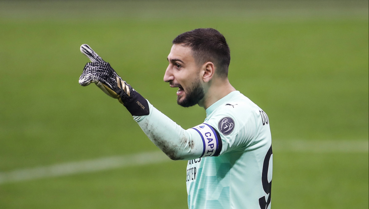 ПСЖ устал ждать Доннарумму. Клуб нашел нового вратаря за 40 миллионов