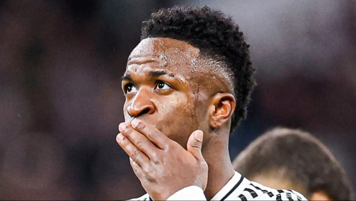 Пока "Реал" завис на Винисиусе, "Бавария" забрала нападающего за 50 миллионов