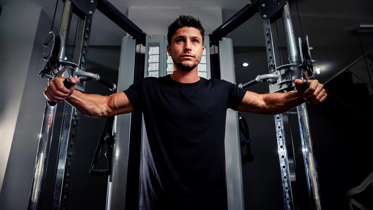 Назван способ сохранить молодость для мужчин после 40 лет